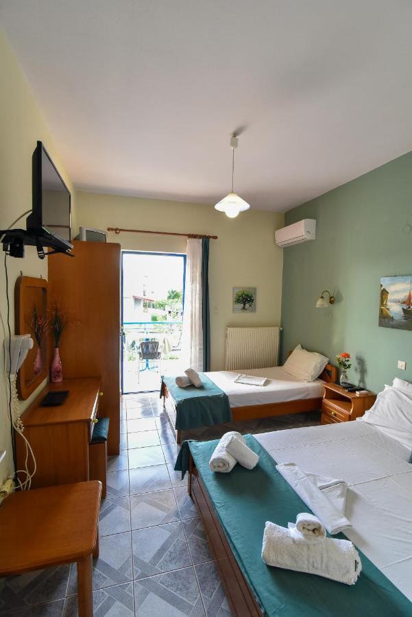 Appartement Leader à Mytikas  Extérieur photo